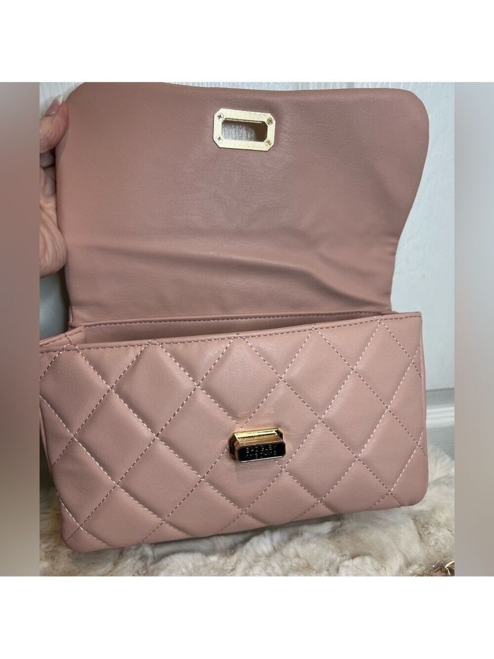 BADGLEY MISCHKA Pink Blush Diamond Quilted Bag - Picture 5 of 16